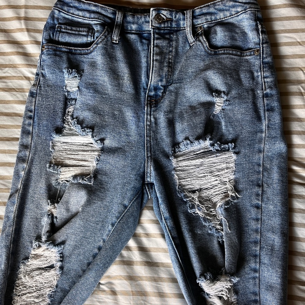 Wild and Fable Capri Short